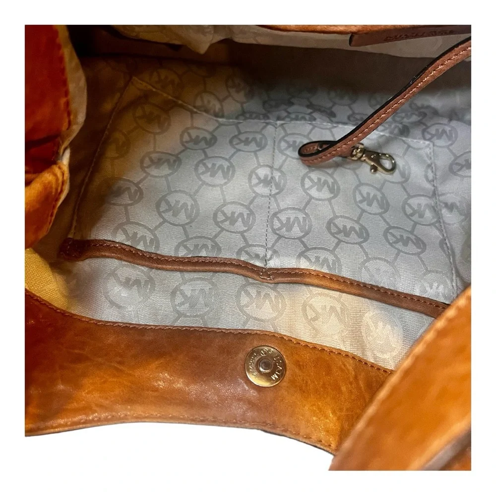 Vintage Michael Kors Vintage Cognac Brown Leather Gold Studs and Chain C… - Picture 10 of 12